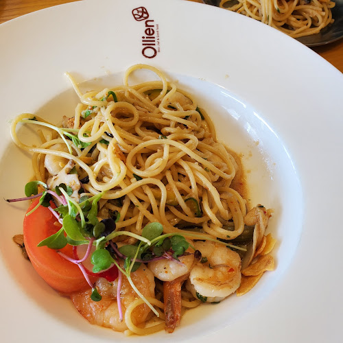 Comentarii opinii despre 올리앤 고양화정점