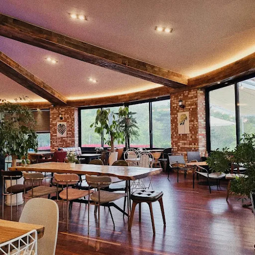 Opinii despre 브레드 팩토리 망캄 율동점 în 성남시 - 외식업