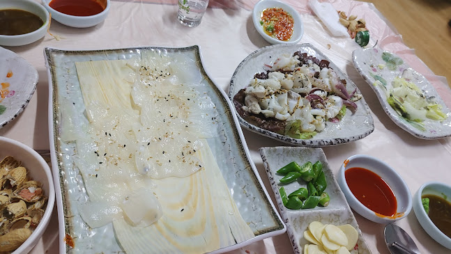 Comentarii opinii despre 삼천포회집