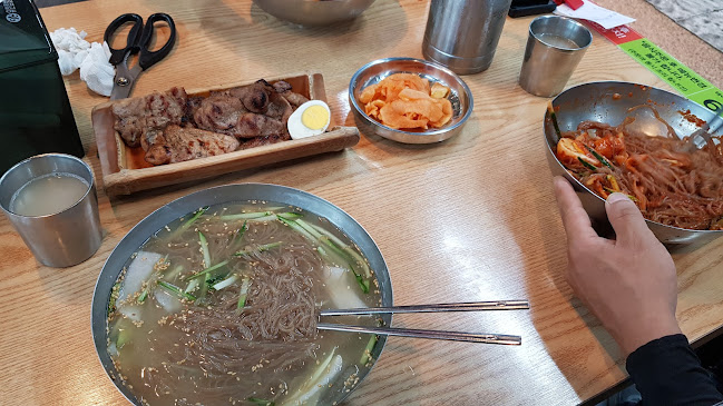Opinii despre 타래함흥냉면 în 남양주시 - 외식업