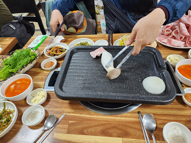 Comentarii opinii despre 주공한라식육식당