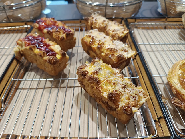 Comentarii opinii despre 웨스트진베이커리 본점