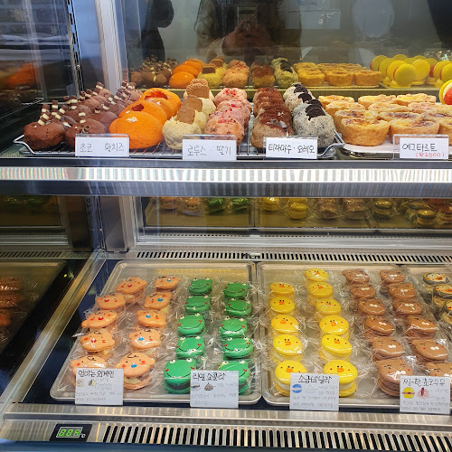 Opinii despre 행복한마카롱 진주점 în 진주시 - 외식업