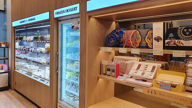 Opinii despre 뚜레쥬르 평택지제센트럴파크 în 평택시 - 외식업