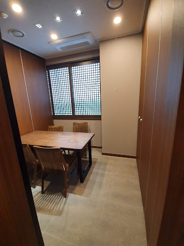 경기도 수원시 영통구 매영로 412 1층