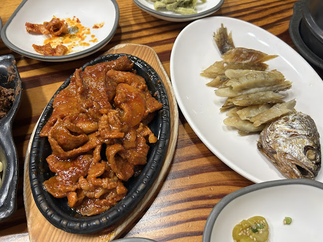 명품쌈밥 - 외식업