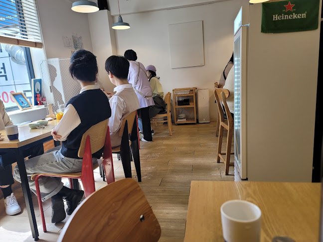 Opinii despre 카레모리 în 성남시 - 외식업