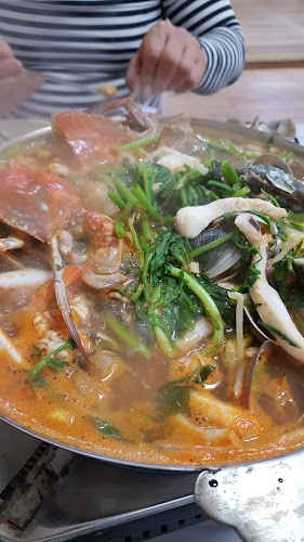 Comentarii opinii despre 섬마을해물탕