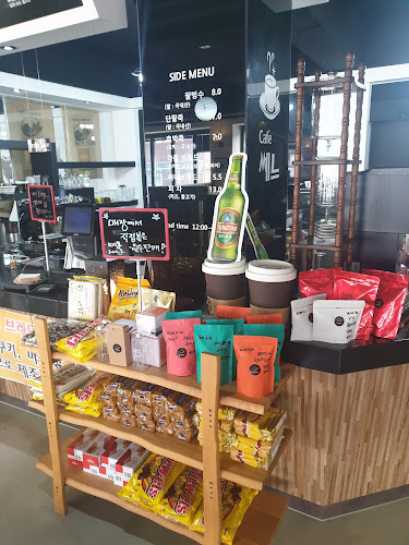 Opinii despre 쎄느 în 태백시 - 외식업