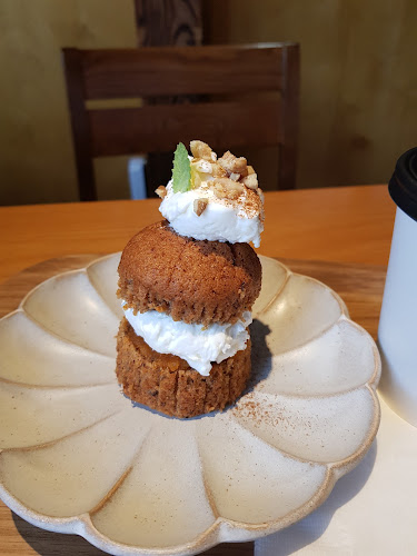 Opinii despre 오월커피 în 강릉시 - 외식업