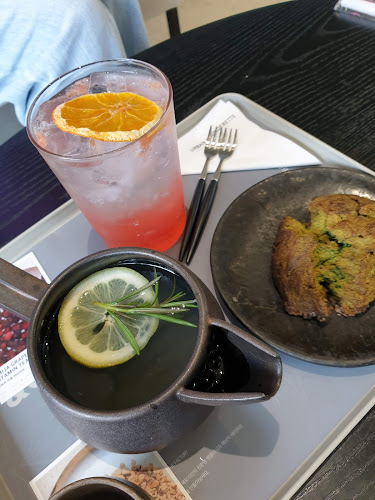 어반런드렛 더 테라스 - 외식업