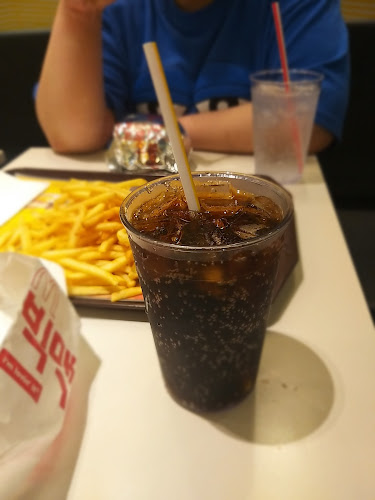 Comentarii opinii despre 맥도날드 충남아산DT점