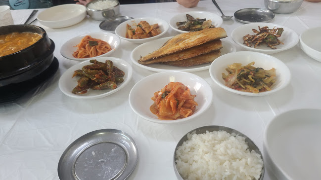 Opinii despre 다정식당 în 동해시 - 외식업