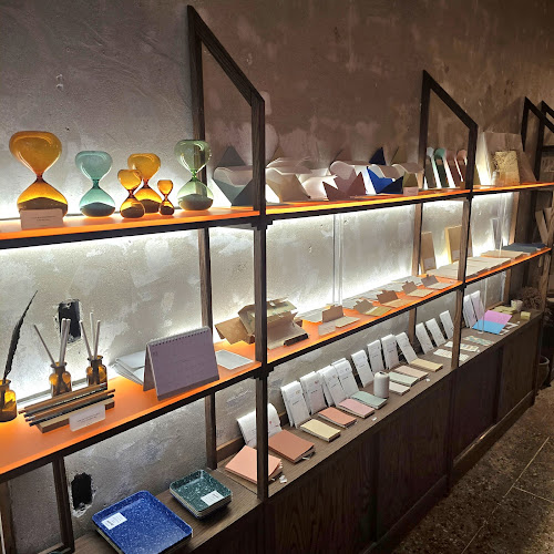 Comentarii opinii despre 재건사커피