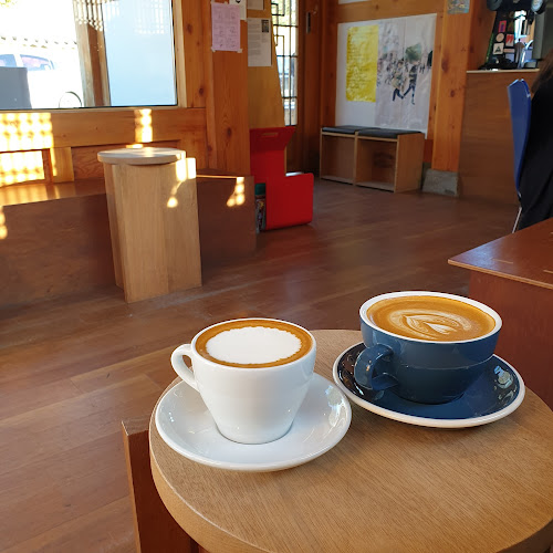 Opinii despre 고도커피 în 경주시 - 외식업