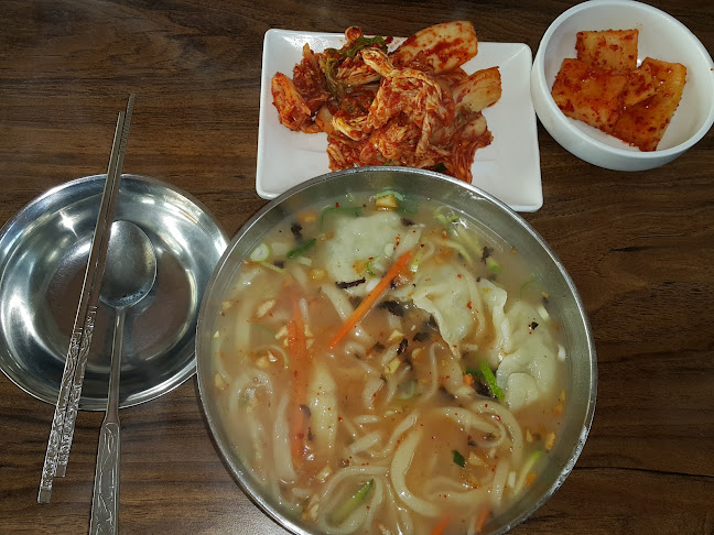 Opinii despre 옛진미칼국수 în 광명시 - 외식업