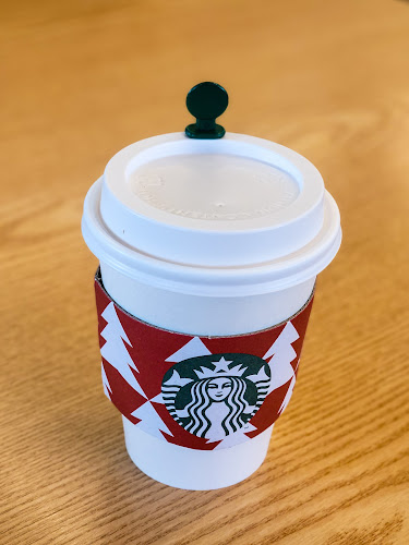 Comentarii opinii despre 스타벅스 양산물금DT점