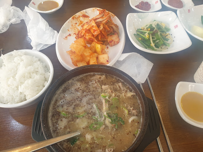 Comentarii opinii despre 최미삼순대국 오산점