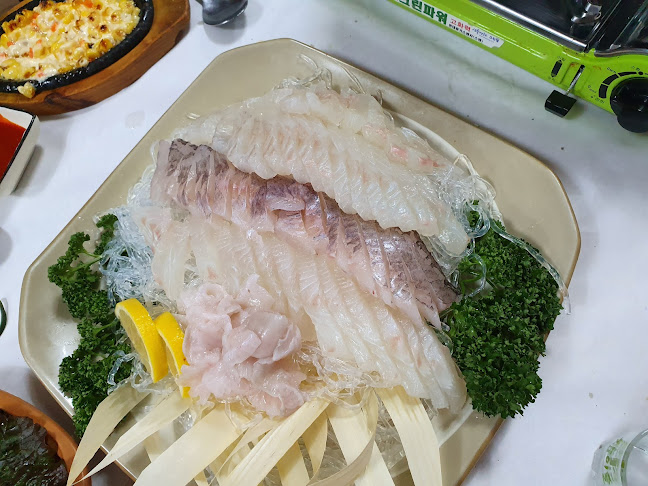 Comentarii opinii despre 동해수산