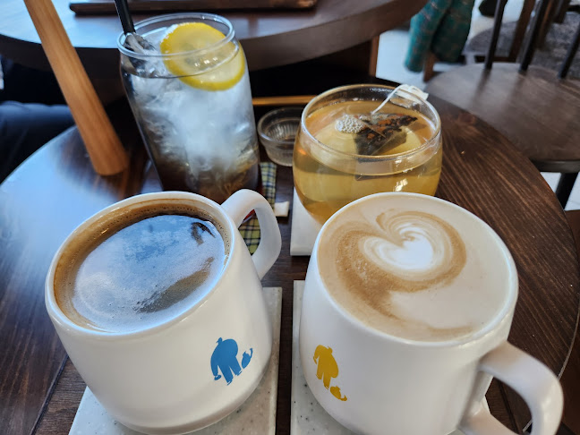 Opinii despre 소년과나무 카페&쇼룸 în 김포시 - 외식업