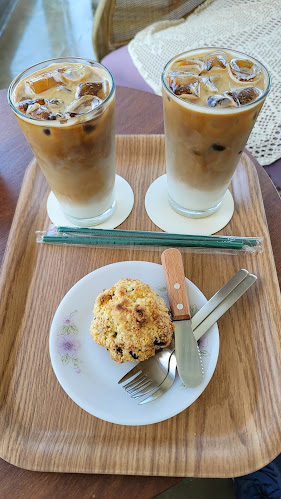 경상남도 통영시 뚝지먼당길 74-9 2층