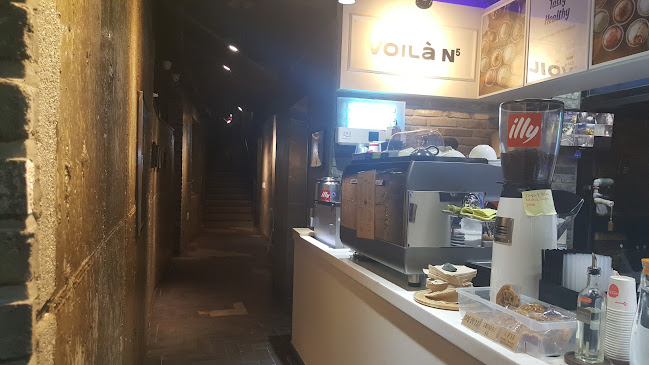 Opinii despre 베로나 커피 Verona Coffee în 경주시 - 외식업