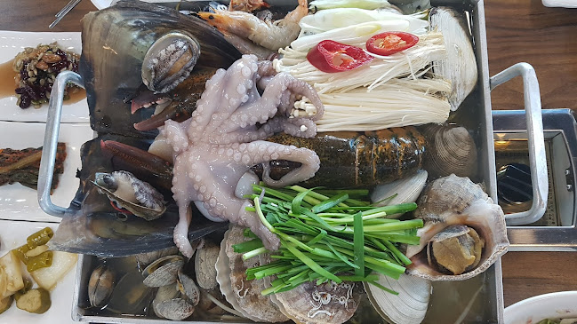 Opinii despre 마시왕감자탕 în 순천시 - 외식업