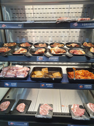 Comentarii opinii despre 명륜진사갈비 대구안지랑역점