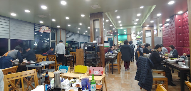 Comentarii opinii despre 지리산순한한우명품관 순천만점