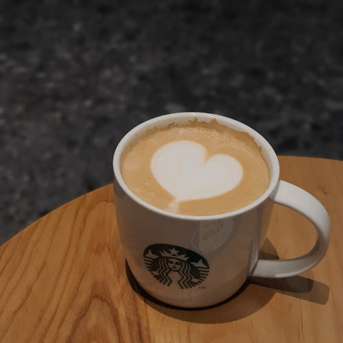 Comentarii opinii despre 스타벅스 거제대로DT점