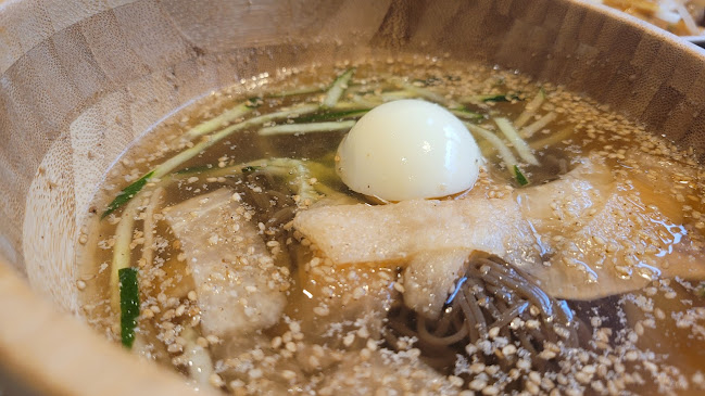 본향퓨전한정식 - 외식업