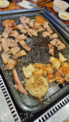 Opinii despre 평택옥돌판구이 în 평택시 - 외식업