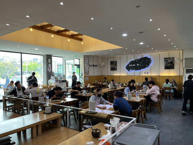 Opinii despre 제주 은희네 해장국 본점 în 고양시 - 외식업