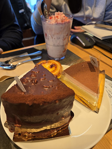 Opinii despre 폴바셋 în 천안시 - 외식업