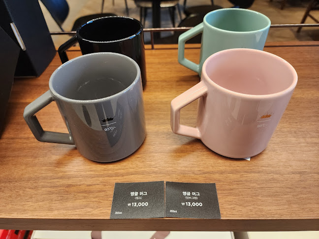 Opinii despre 폴바셋 평택소사DT점 în 평택시 - 외식업