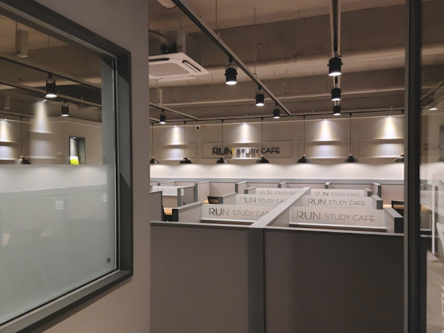 Comentarii opinii despre 런스터디카페 정왕점