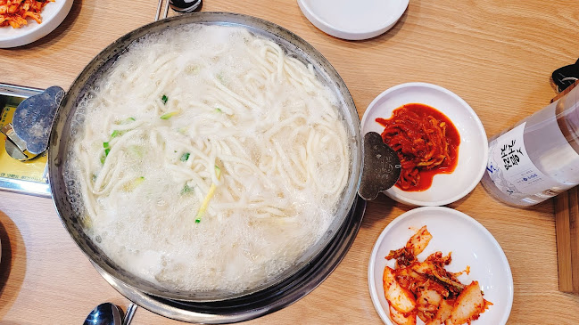 Opinii despre 느티나무 în 동두천시 - 외식업