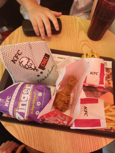 Opinii despre KFC 아산터미널점 în 아산시 - 외식업