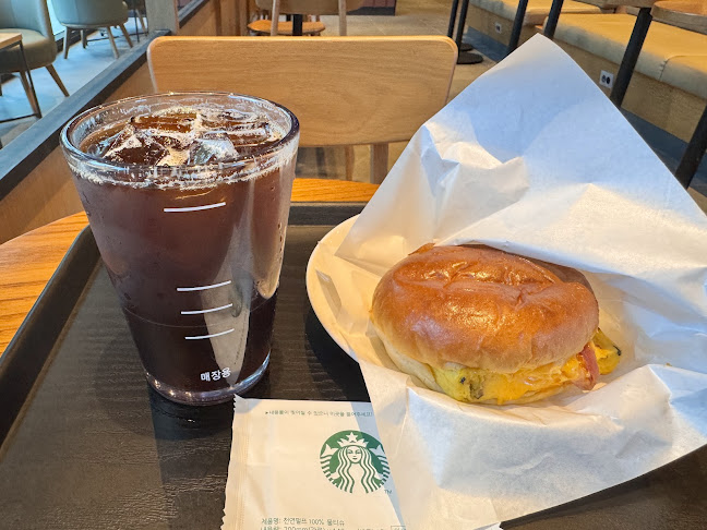 스타벅스 계룡대실DT점