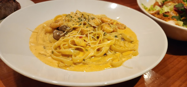 Opinii despre 아웃백스테이크하우스 울산삼산점 în 남구 - 외식업