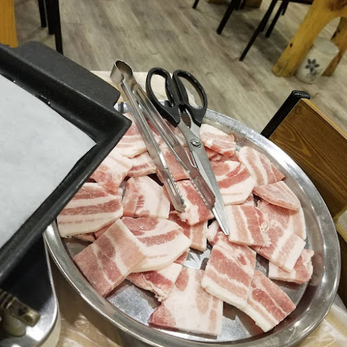 Comentarii opinii despre 수원회관