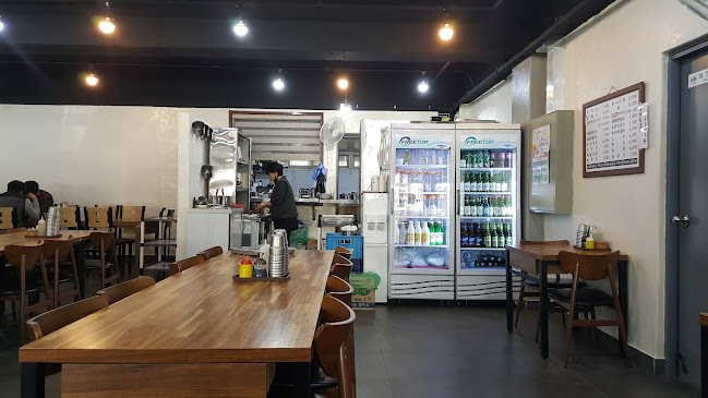 Comentarii opinii despre 퇴계막국수