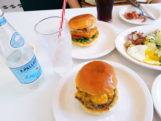 Comentarii opinii despre 하이파이브 아메리칸 다이너