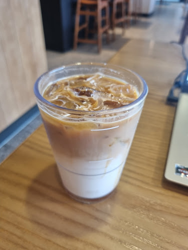 스타벅스 안성석정DT점 - 외식업