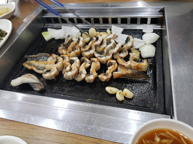 Comentarii opinii despre 포항 장룡민물장어