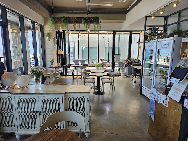 강문달카페 - 강릉시