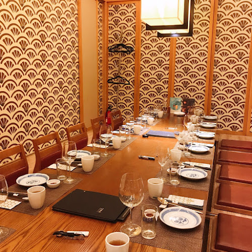 삿뽀로판교점 - 외식업