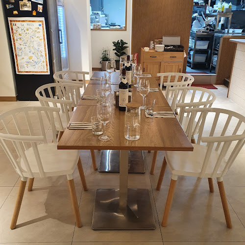 치아오렐레 이탈리안 레스토랑 - 외식업