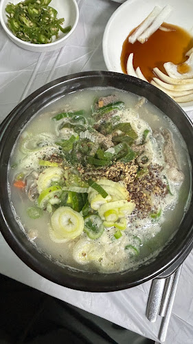 장터순대국 - 속초시