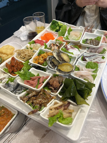 Opinii despre 보물섬횟집 în 서귀포시 - 외식업